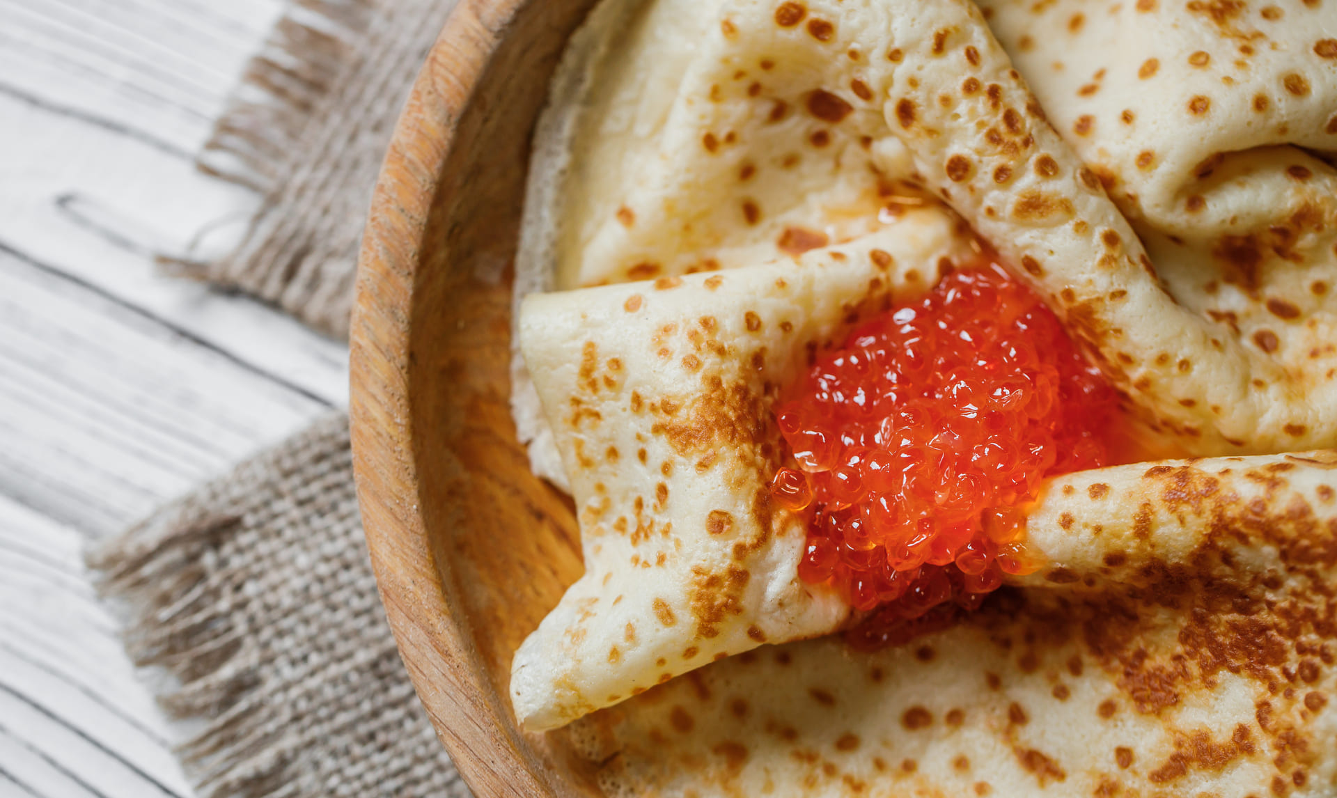 Spring flavors – pancakes with the finest caviar from CaviarHouse.ee